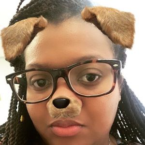 Meet your Posher, April